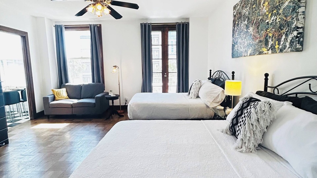East Village Condo | Luxury Newly Renovated Ocean View Studio.Walking distanceConvention Center Beach