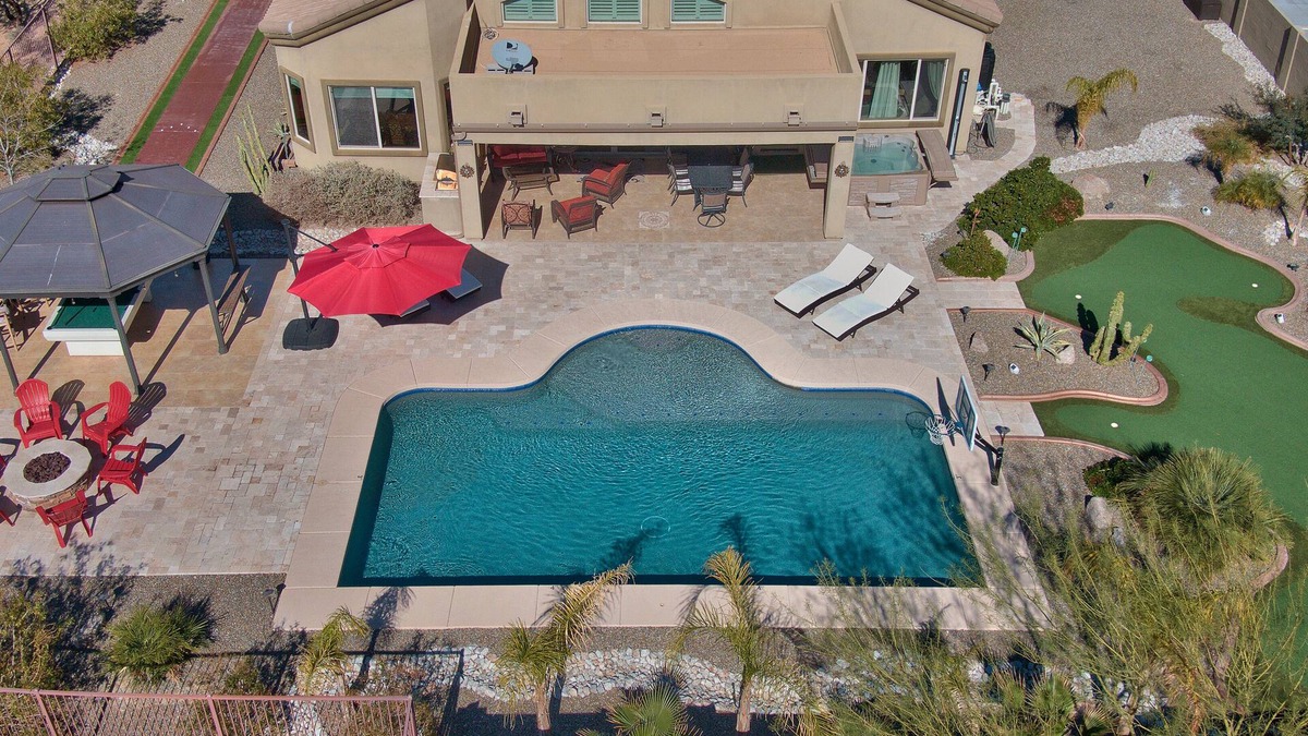 East Mesa House | Luxury Oasis Home Large Pool Heat Included Putting Bowling Firepit Billiard Spa