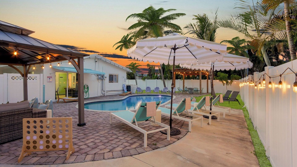 Garden Isles House | Luxury Oasis W/Htd Pool ~ 10min to Beach, Game Room & Fire Pit