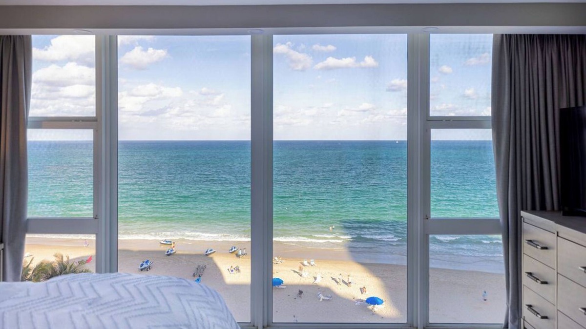 Galt Mile Condo | Luxury Ocean Front Condo on Beach, Full Ocean View