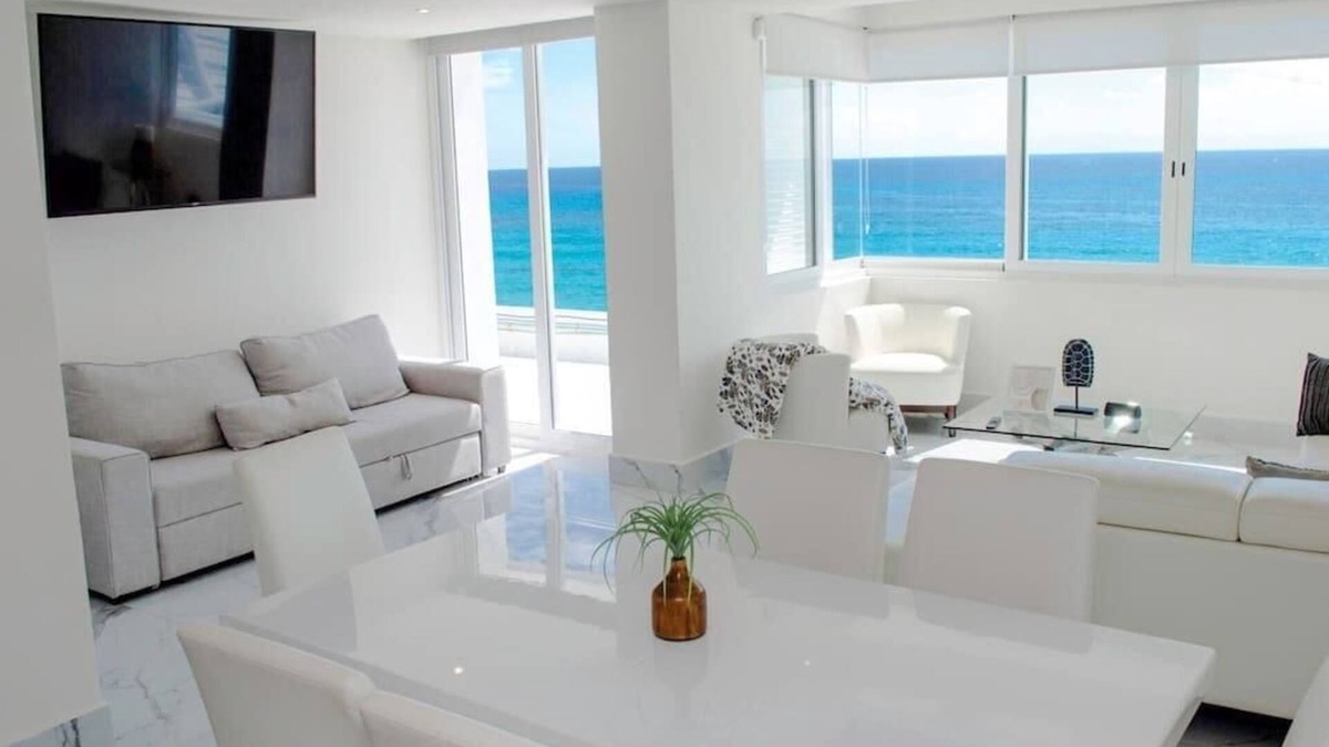 Zona Hotelera Apartment | Luxury ocean front apartment, gym, spa, pool, jacuzzi, beach