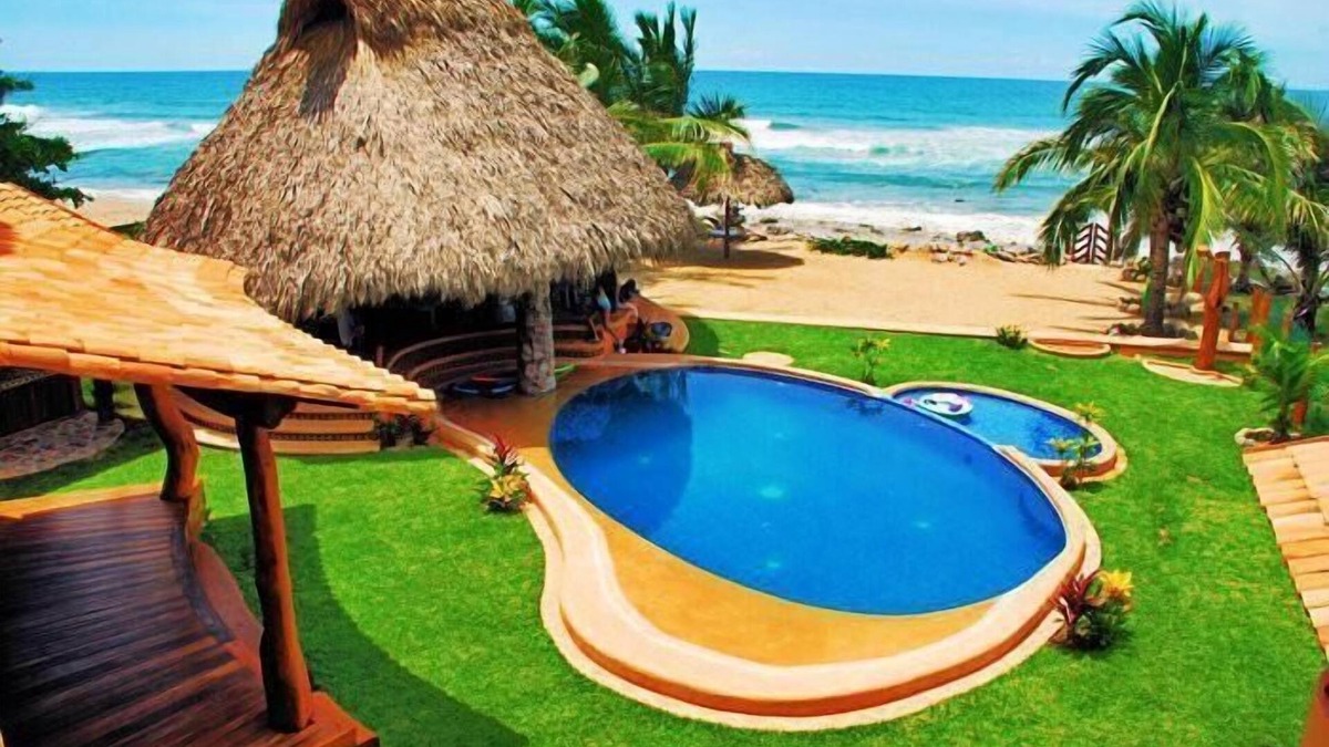 Troncones House | Luxury Oceanfront Villa, AC, Pool & Private Beach at Casa Luna (1-21 people)