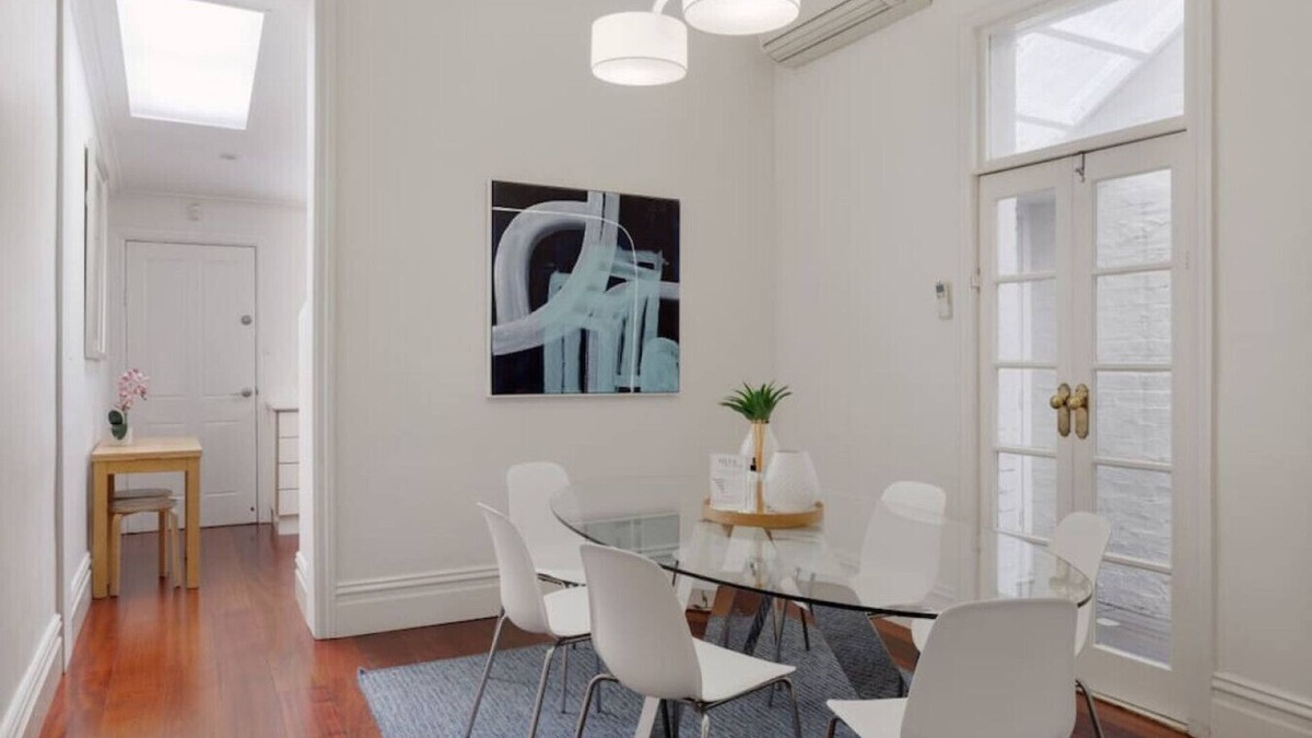 Carlton Apartment | Luxury On Lygon, Victorian Terrace