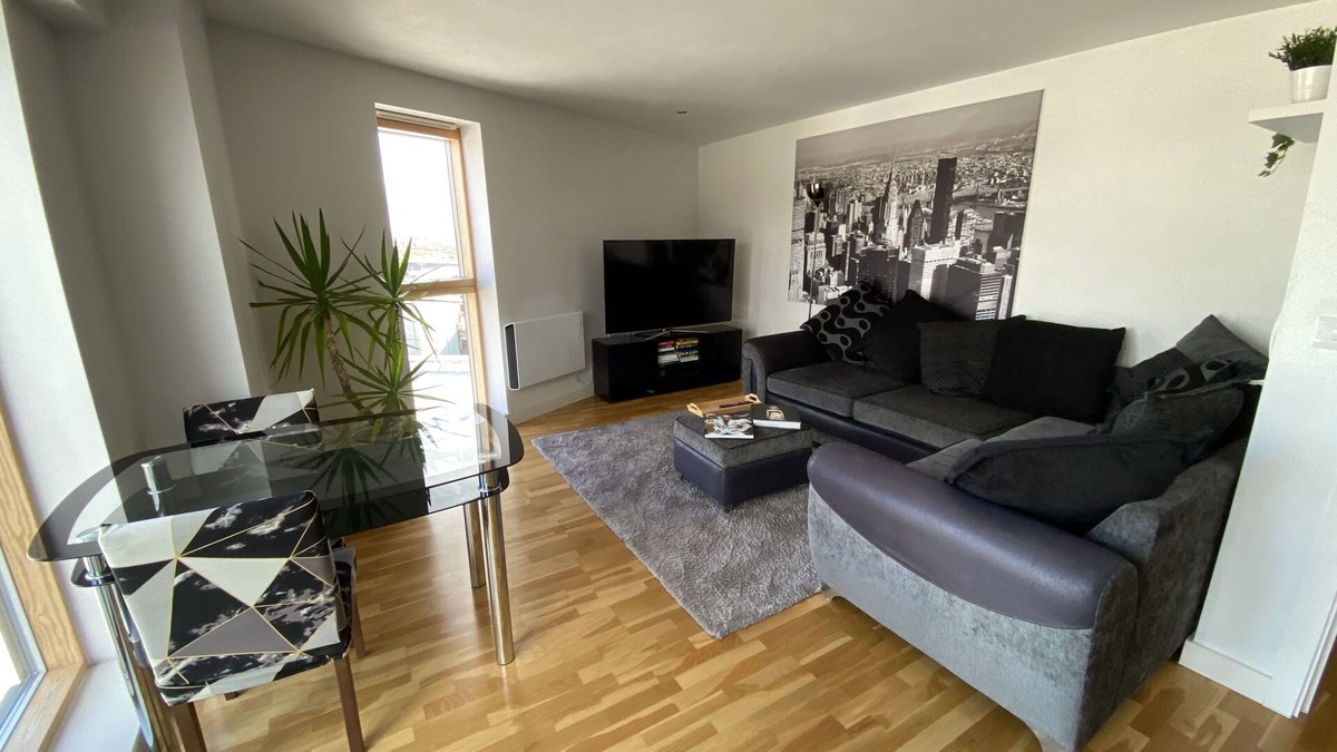 Bury Apartment | Luxury Penthouse Apartment with Panoramic Views