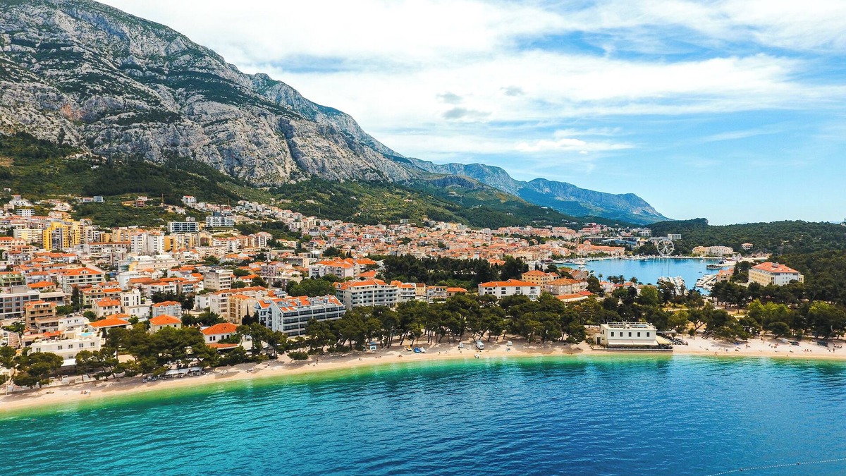 Donja luka Apartment | Luxury Penthouse Apt on beach Makarska