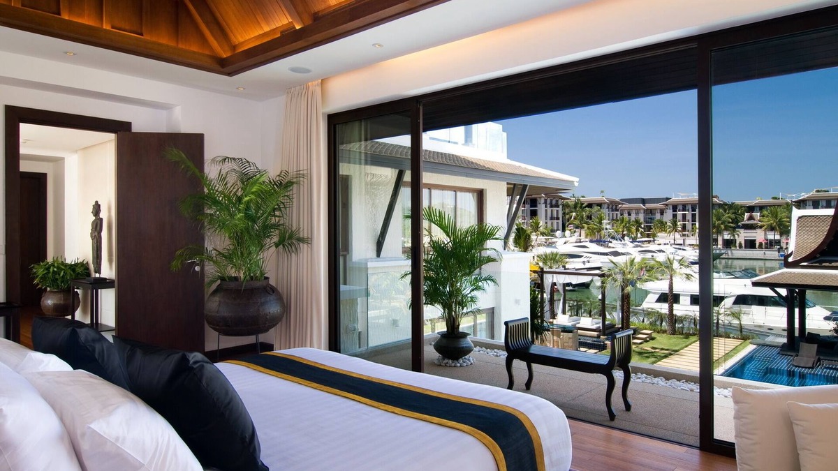 Koh Kaew Condo | Luxury Penthouse in the heart of the Marina