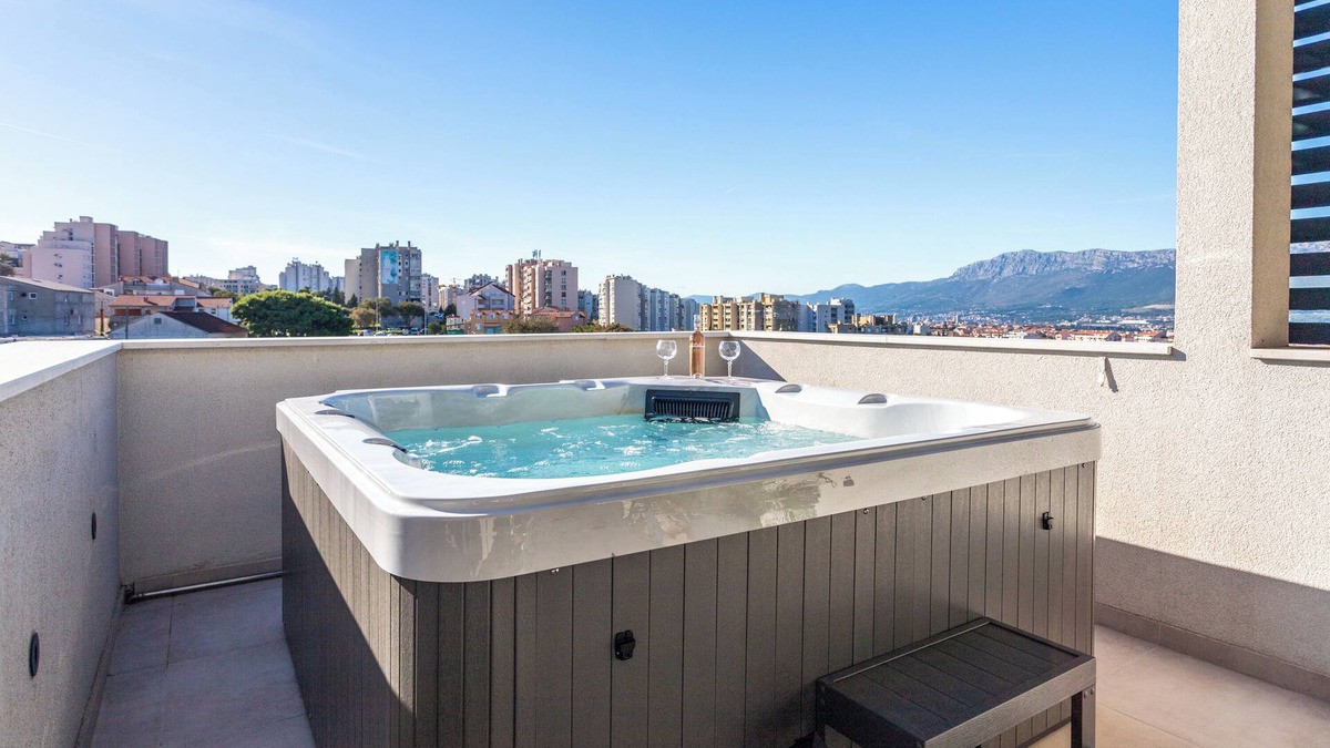 Mejasi Apartment | Luxury penthouse Papic