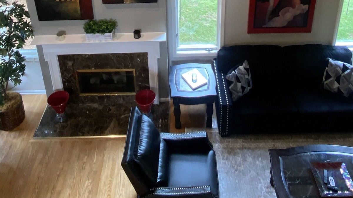Pewaukee Condo | Luxury Pewaukee Condo for Rent