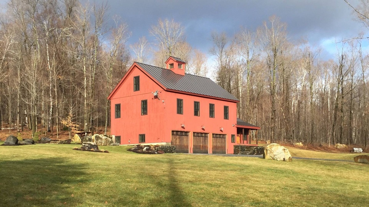 Stratton and Bromley Ski Areas House | Luxury Post and Beam Barn Set On 10 Acres