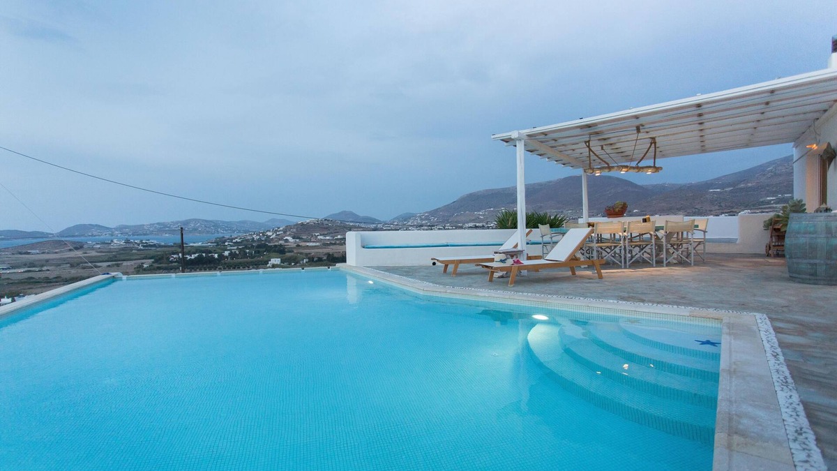 Parikia Villa | Luxury Private Family Villa