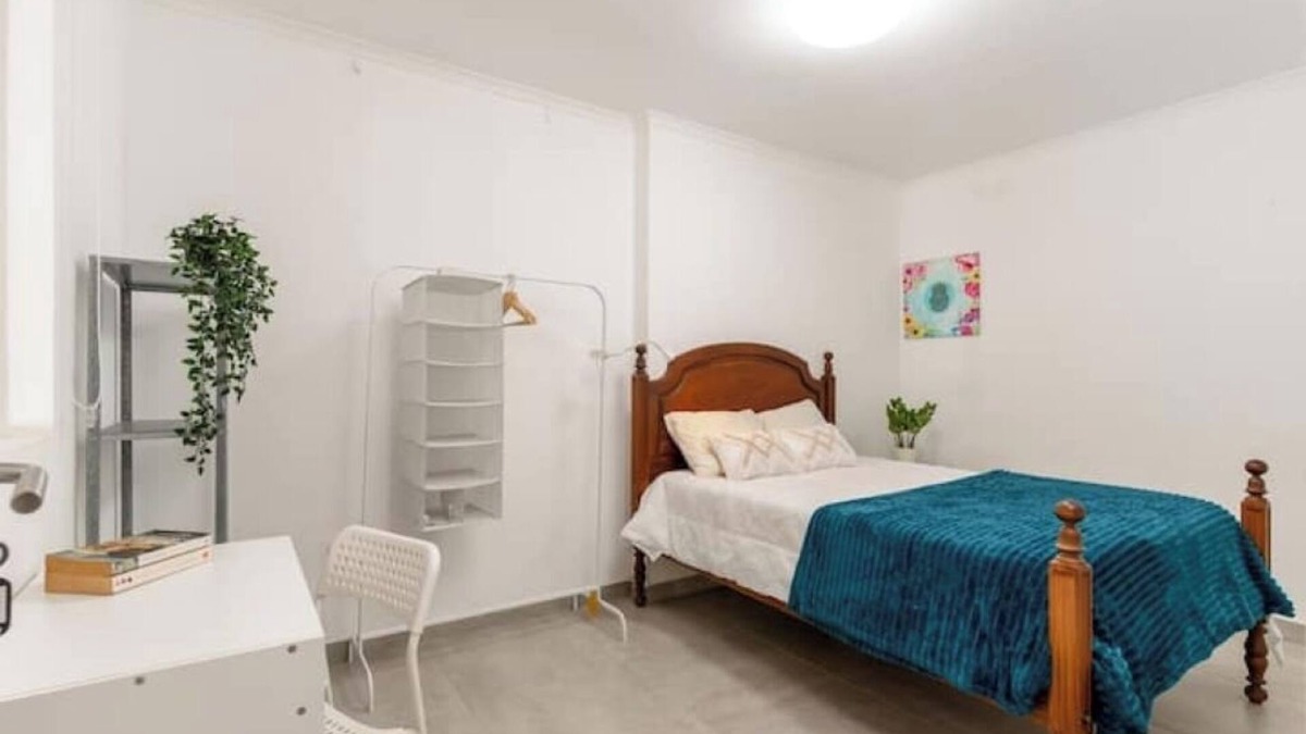 Costa de Caparica Apartment | Luxury private room near the beach