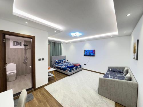 Abu Dhabi House | Luxury Private Room near airport