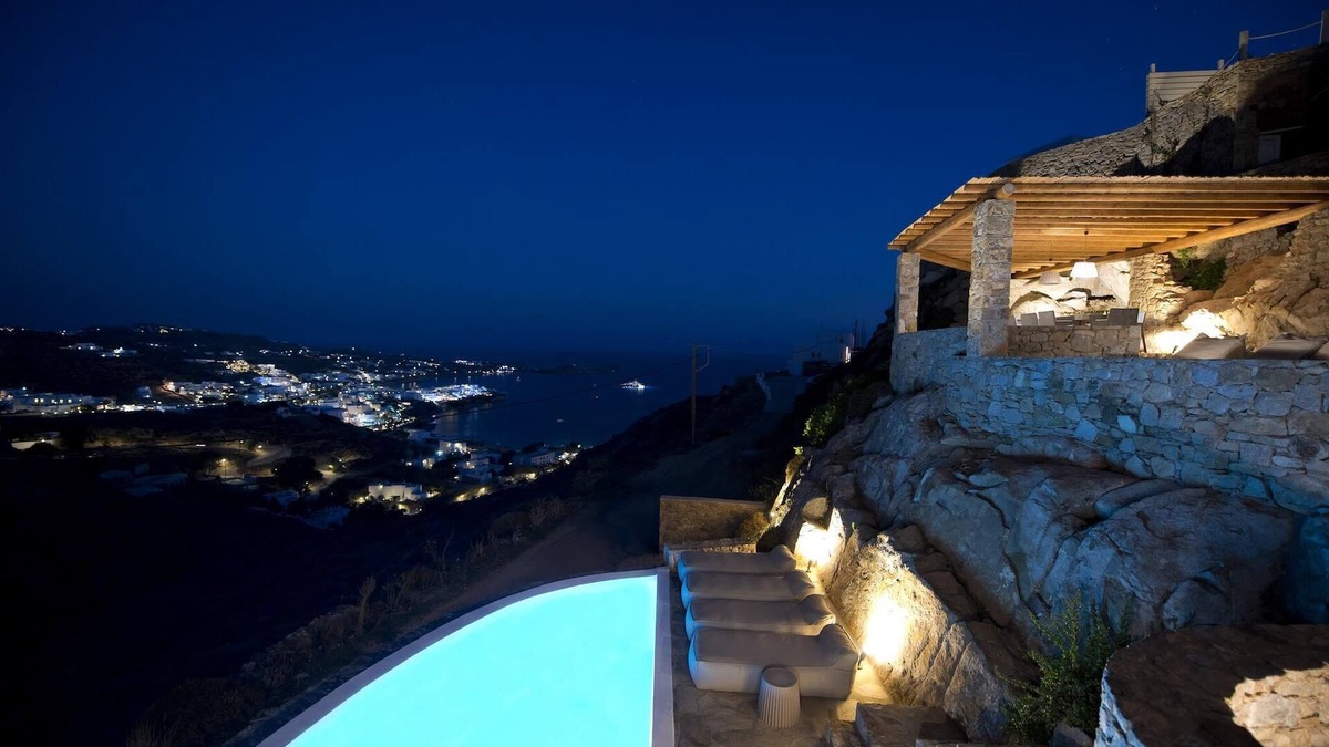 Psarou Villa | Luxury Psarrou Villa | 3 Bedrooms |.