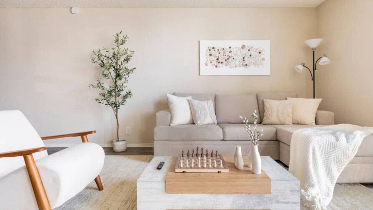 Marina del Rey Apartment | Luxury Retreat in MDR FREE Parking