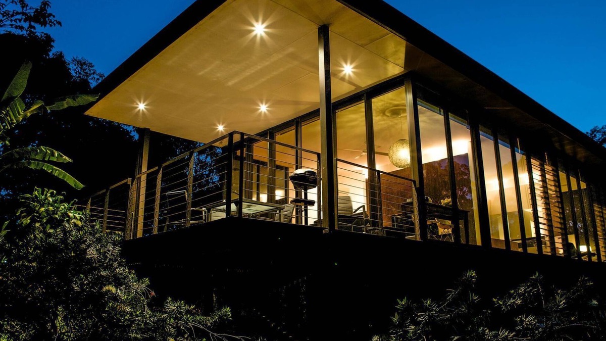 Beerburrum Bed & Breakfast | Luxury Romantic Glass Villas in a Private Adults Only Retreat.