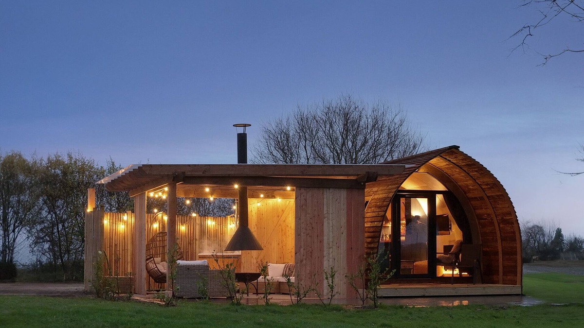 Weston Cabin | Luxury Rural Cabin with Wood Fired Hot Tub