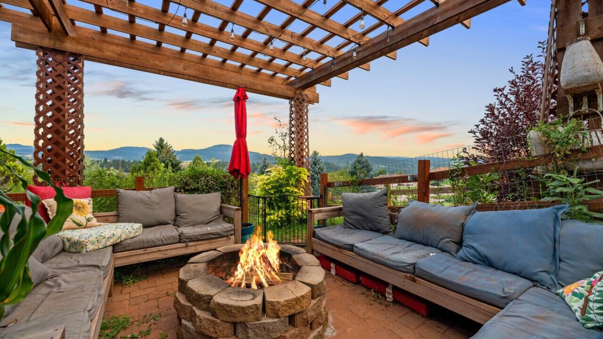 Spearfish House | Luxury Rustler Mountain Retreat