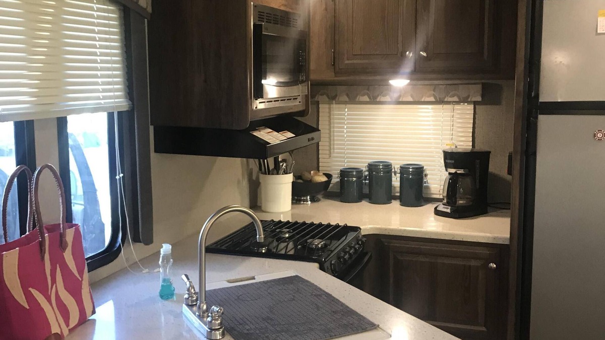 Victor House | Luxury RV accommodations