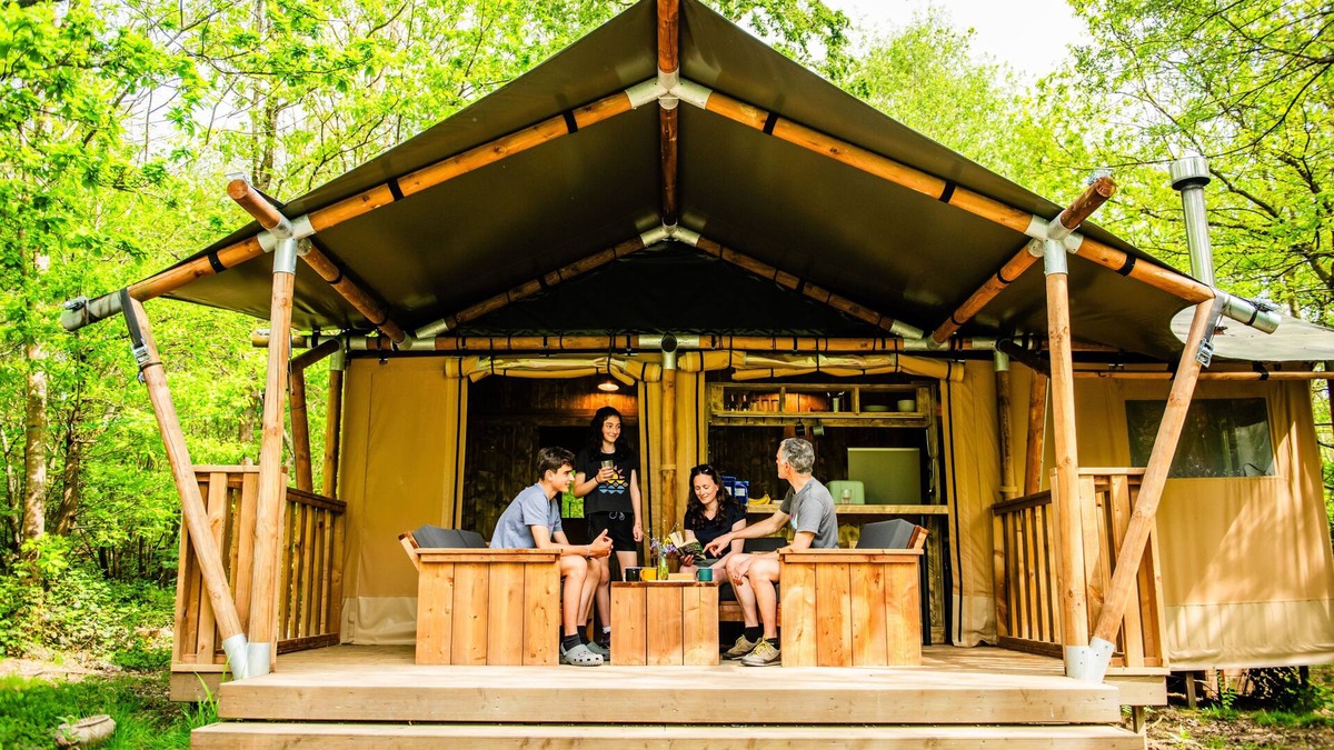 Acton Scott Cabin | Luxury Safari Tent with Hot Tub