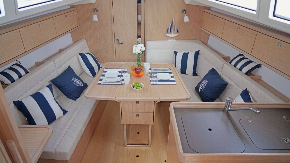 Belem Boat Rental | Luxury sailing boat