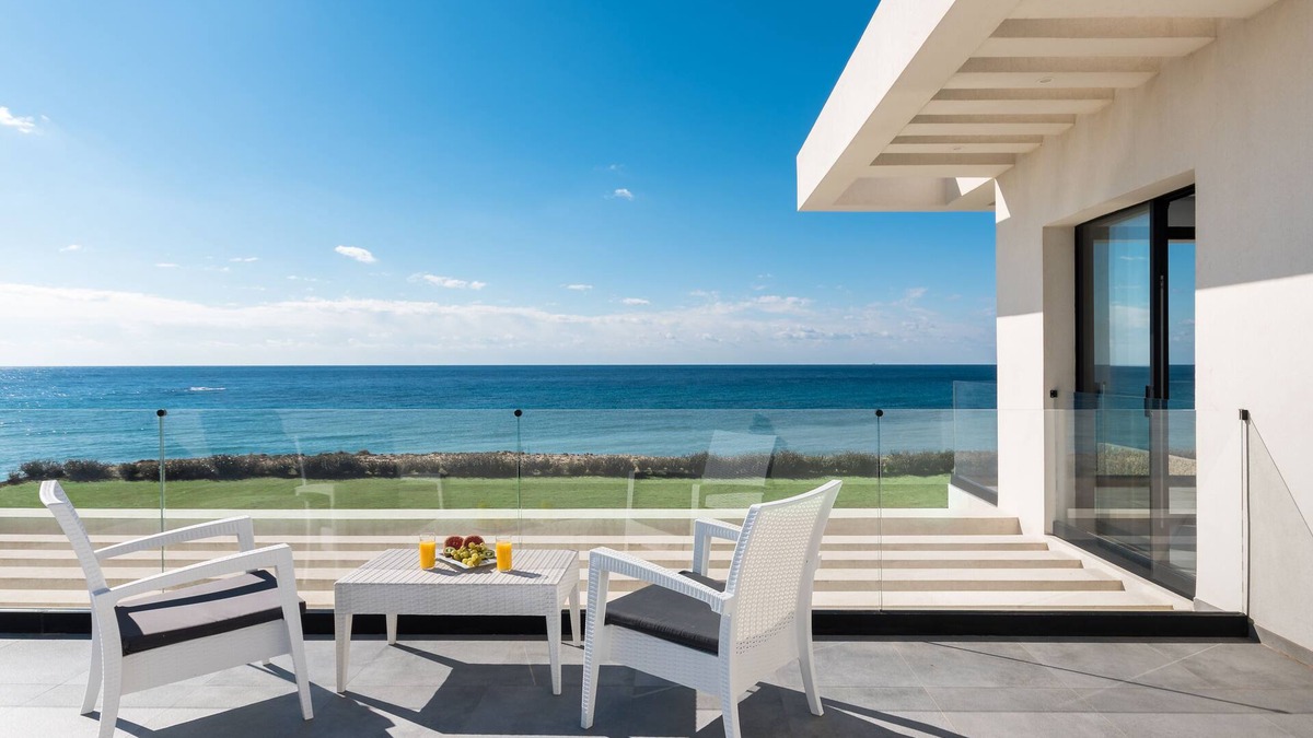 Chalikounas Villa | Luxury Seafront Villa Afroditi w/Private Beach and Direct Access , Heated pool