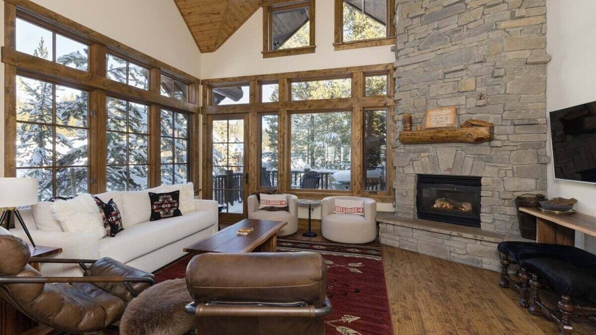 Spanish Peaks House | Luxury Ski In/Out | Chalet 49 | Spanish Peaks Club