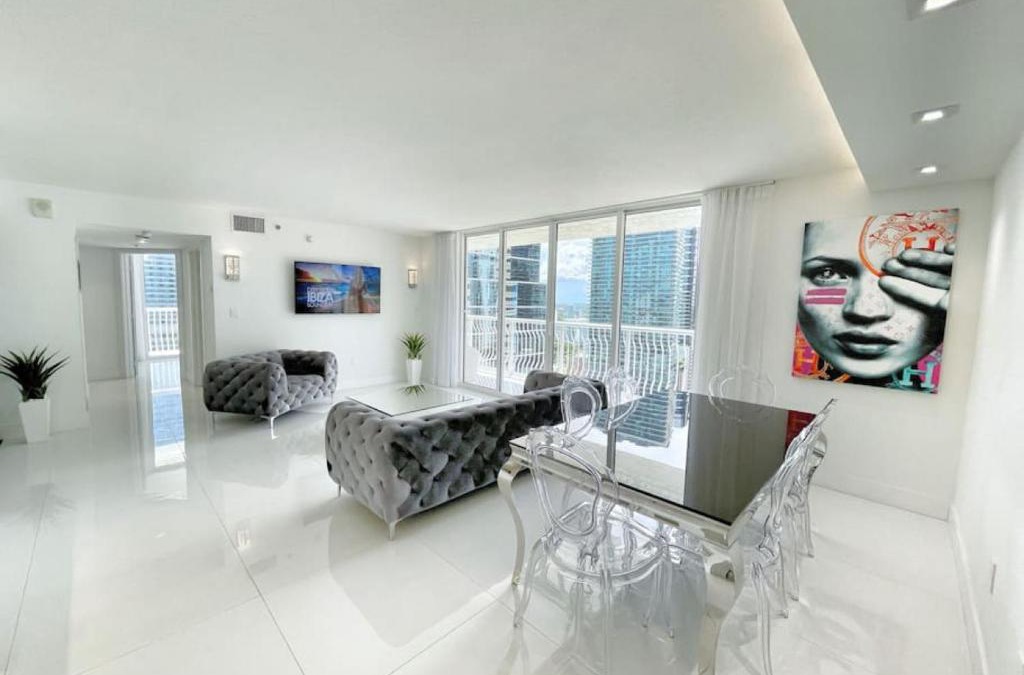 Brickell House | Luxury Sky Villa with City and Ocean Views