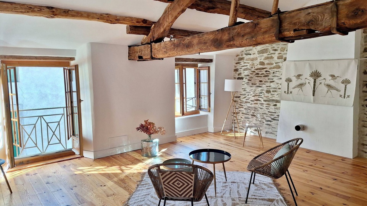 Mas-Cabardes House | Luxury spacious 3BR village house 16th C. with 2 livings, 1.5 baths and garden.
