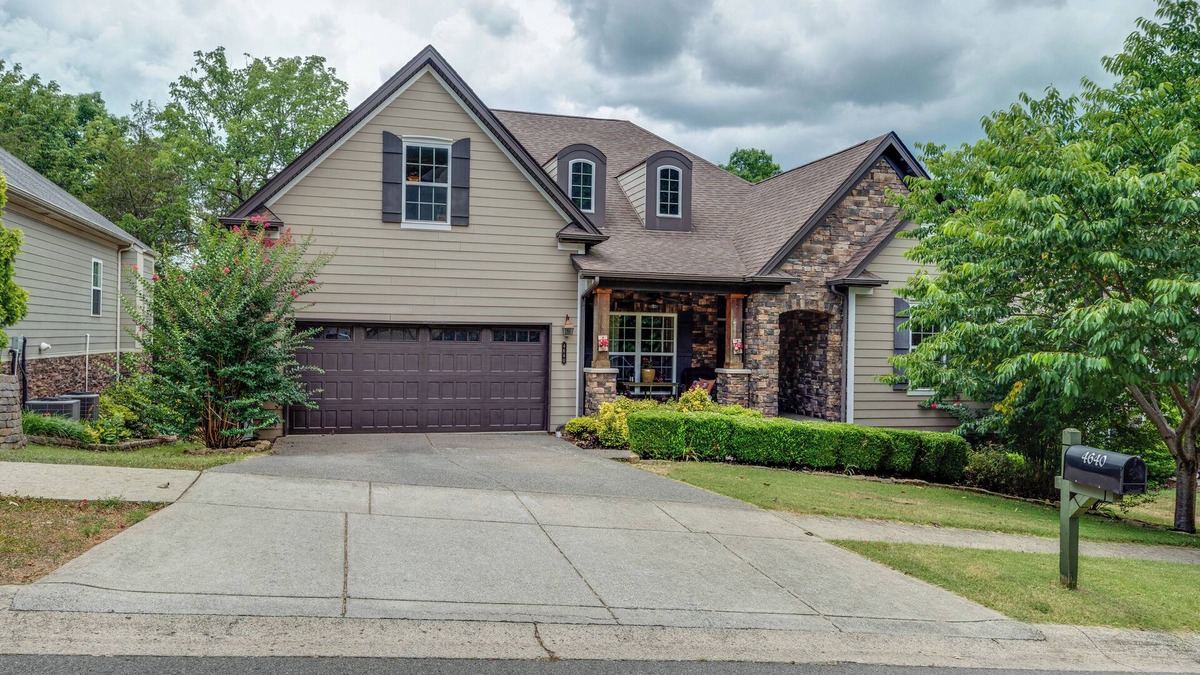 Nolensville House | Luxury Spacious Retreat House in Nolensville