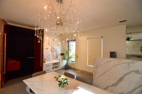 Northcote Apartment | Luxury Stay in Premium Penhouse