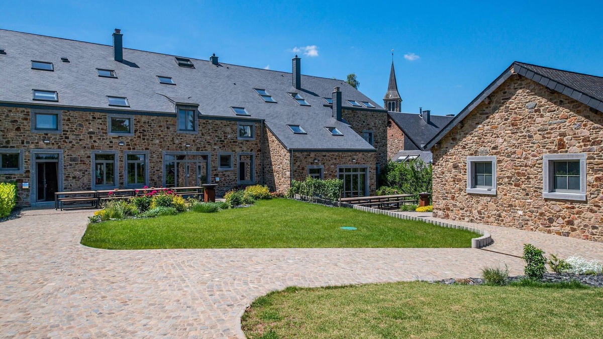 Bourseigne-Vieille House | Luxury Stay; La Croix Scaille