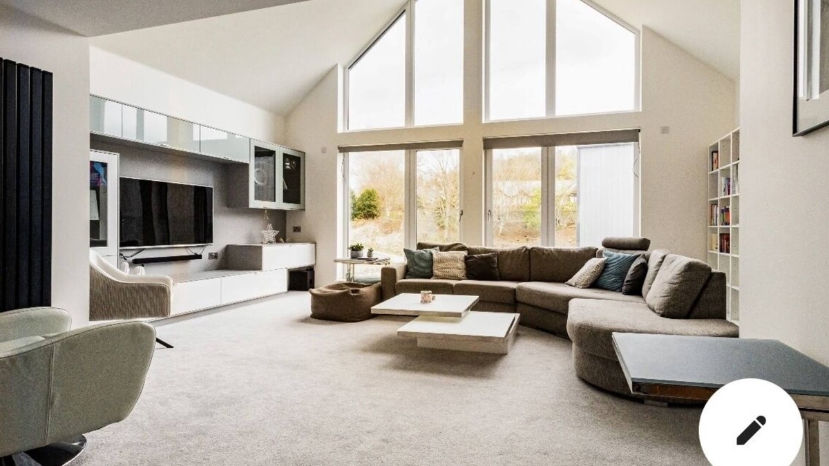 Huntly House | Luxury stay with hot tub in North East Scotland! Games room & outdoor fire pit!