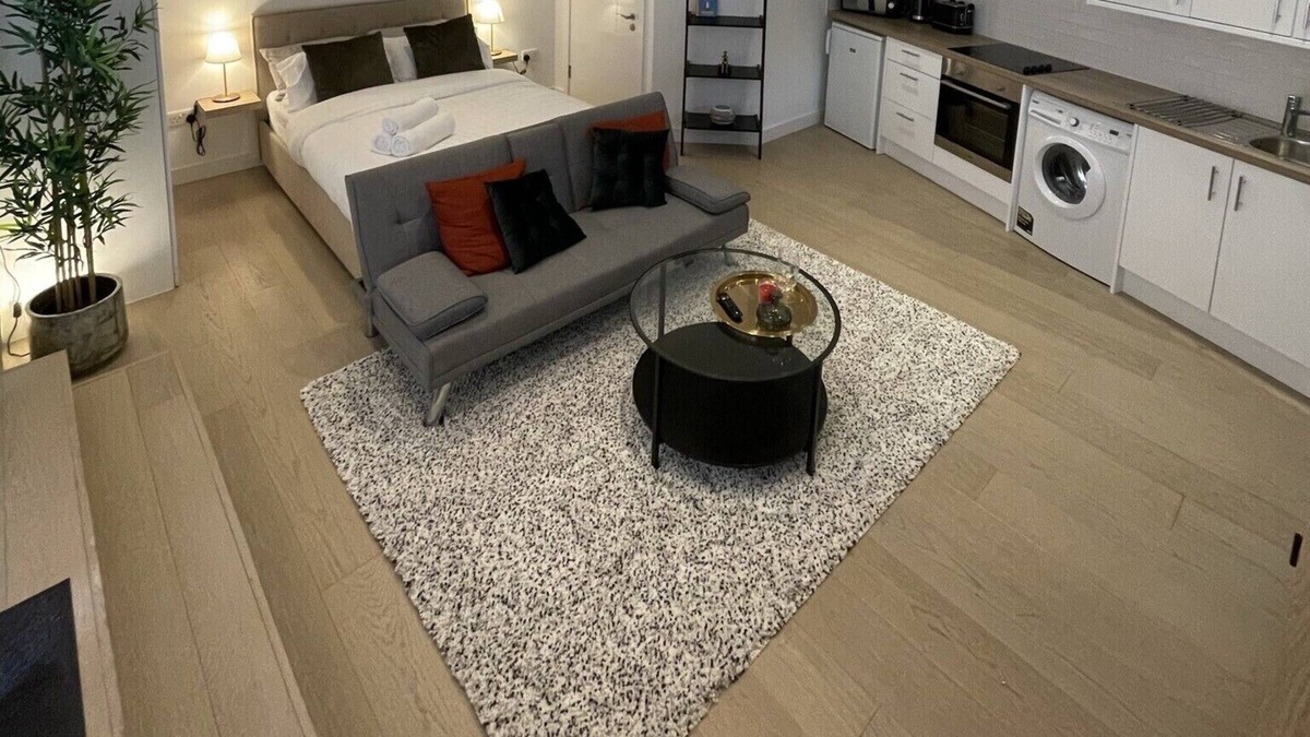 Heath Apartment | Luxury studio apartment