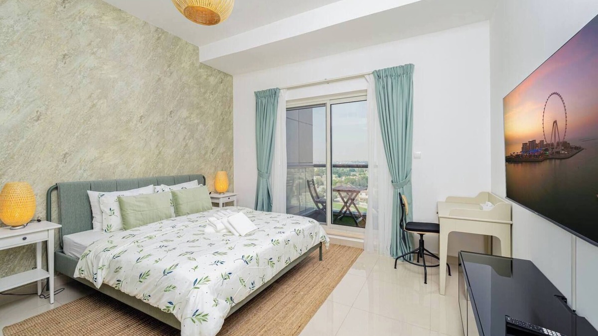 Dubai Sports City Apartment | Luxury Studio - Golf Views - Sports City, Dubai