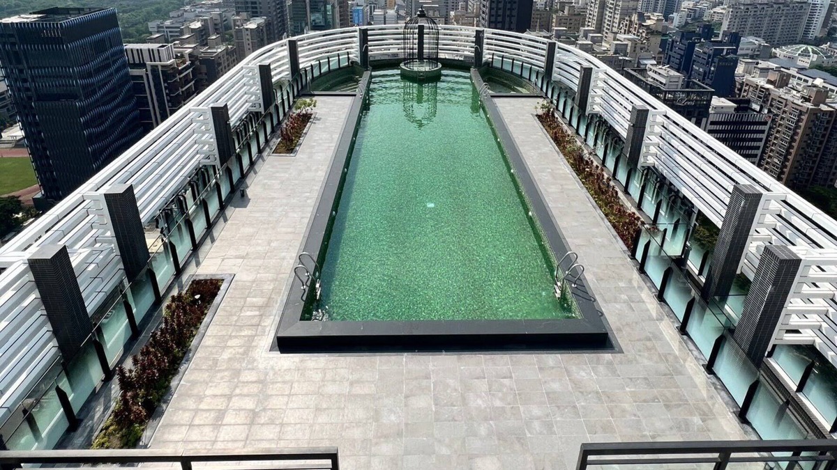 Zuoying District Apartment | Luxury Studio in the vibrant Kaohsiung Arena MRT