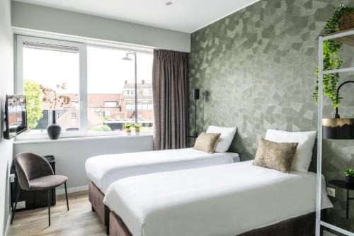 Raamsdonksveer Apartment | Luxury Suite W Wifi & Private Bathroom