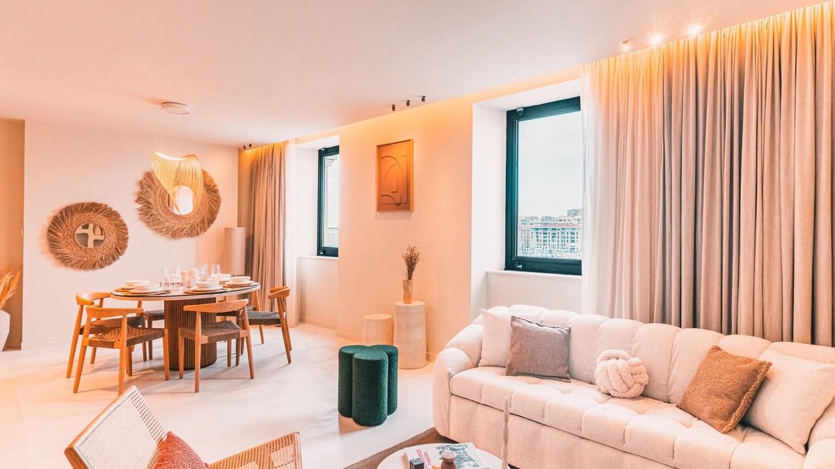 1st Arrondissement Apartment | Luxury T3 Planier - view of the Old Port