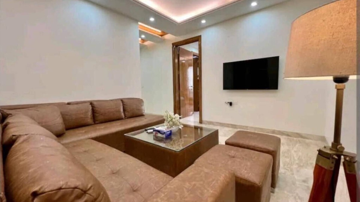 South Extension Apartment | Luxury Three Bedroom Apartment