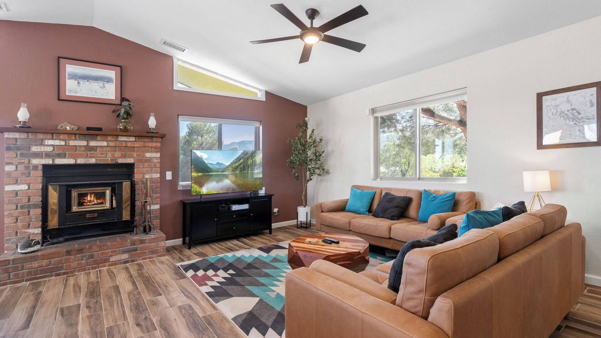 Cottonwood-Verde Village House | Luxury Three Bedroom Home with Amazing Views Near Sedona & Wineries