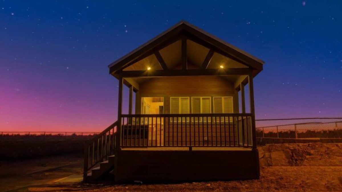 Page House | Luxury Tiny Homes - Deluxe King Room