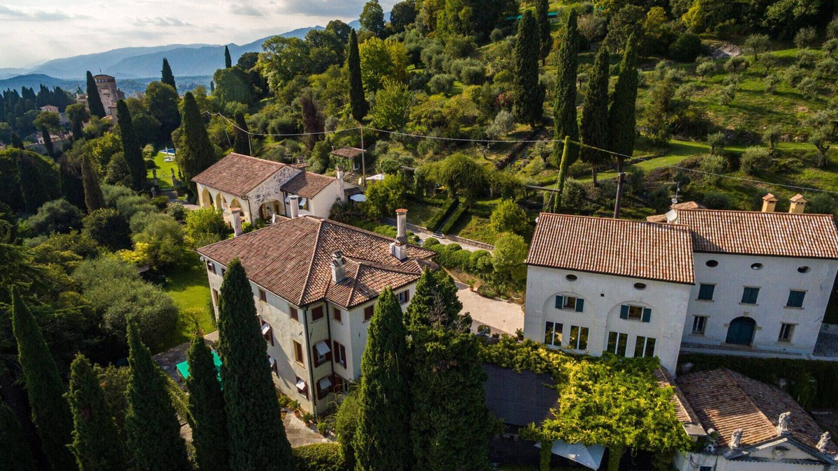 Asolo Villa | Luxury Venetian Villa with Pool and Panoramic Views