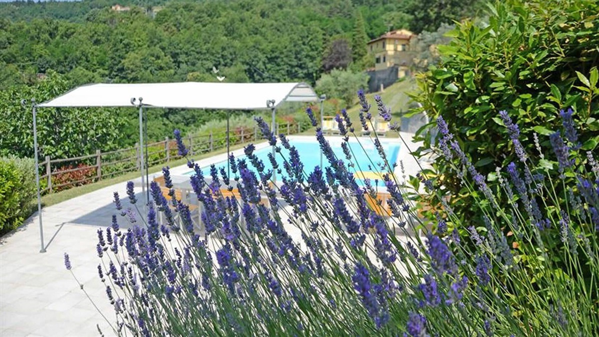Croce a Uzzo Villa | Luxury villa,Air/cond,Private Pool,Tuscan Hills b/w Florence&Pisa sleeps 14/15