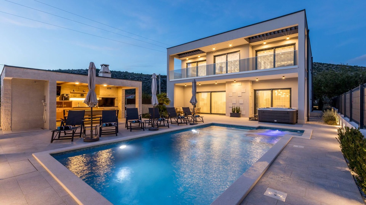 Marina Villa | Luxury villa Diana with heated pool near Split
