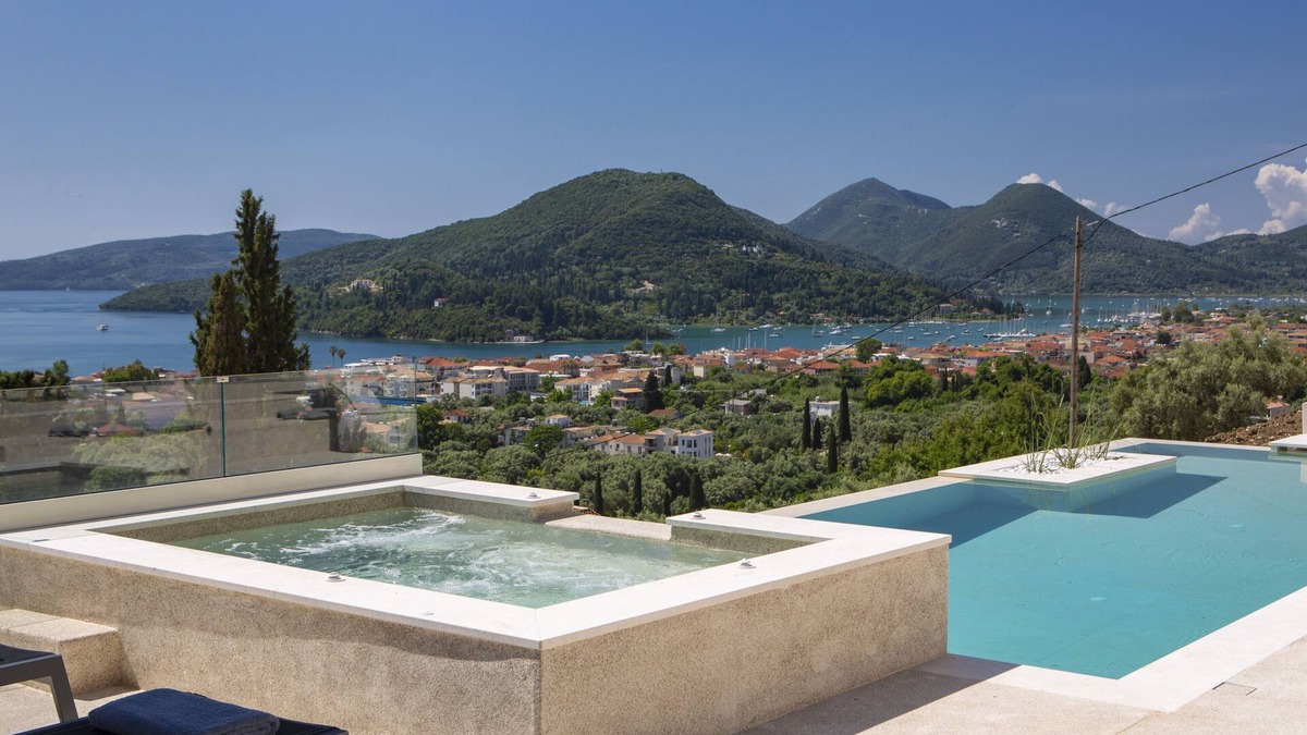 Nidri Villa | Luxury Villa Feline, with an incredible sea view near Nidri!