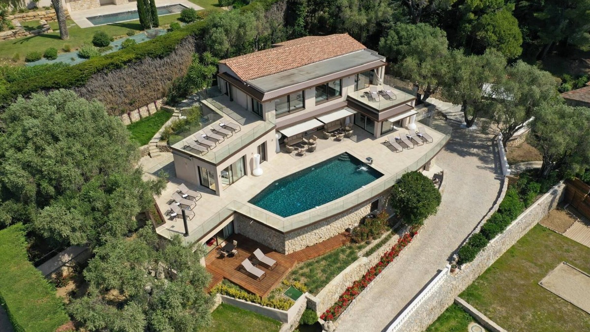 Mougins Villa | Luxury Villa for Rent in Mougins