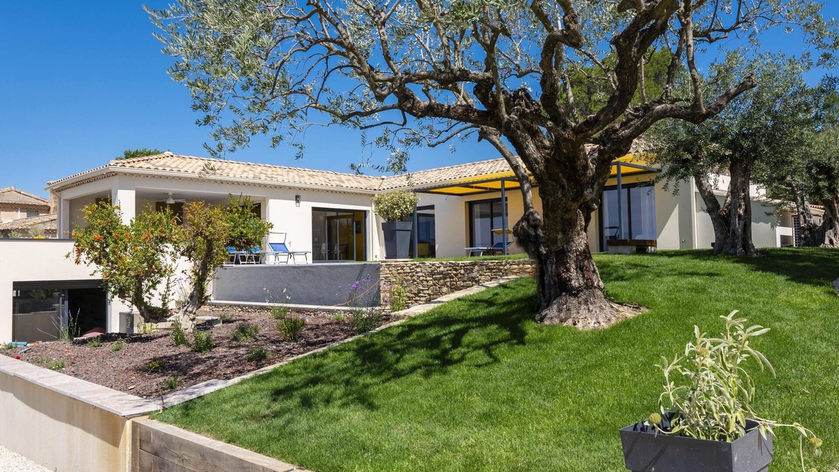 Beaumes-de-Venise House | Luxury villa with A/C and a private pool