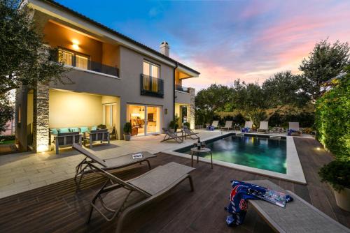 Zrce Villa | LUXURY VILLA GOGA