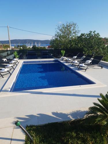 Kastel Gomilica Villa | LUXURY VILLA HELENA