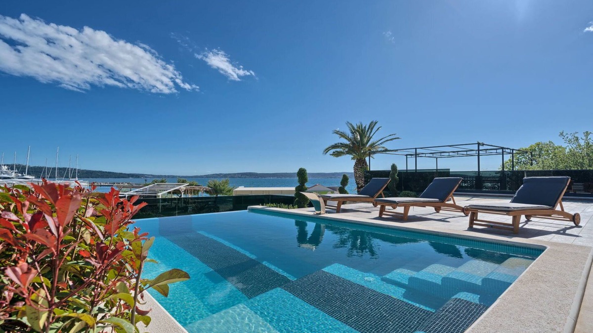 Kastel Gomilica Villa | Luxury Villa Imperio with Pool