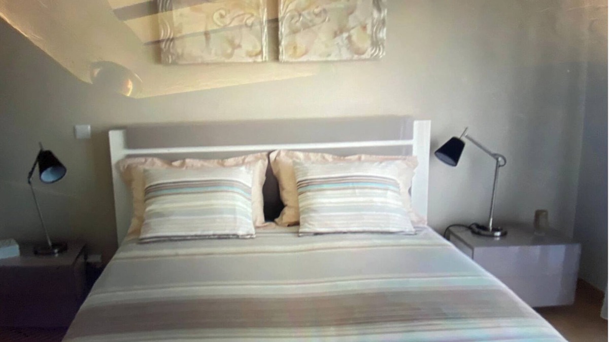 Nazare Villa | Luxury Villa in Nazare with private pool and terrace for outdoor dining